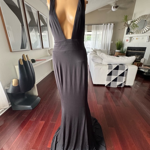 House of CB Dresses & Skirts - House of CB Black Backless Deep V Maxi Gown size Large
